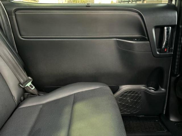 エスクァイア Ｇｉ　新品タイヤ／保証書／純正　９インチ　ＳＤナビ／トヨタセーフティセンス／両側電動スライドドア／シートヒーター／車線逸脱防止支援システム／シート　合皮／ヘッドランプ　ＬＥＤ／Ｂｌｕｅｔｏｏｔｈ接続　ＥＴＣ（25枚目）