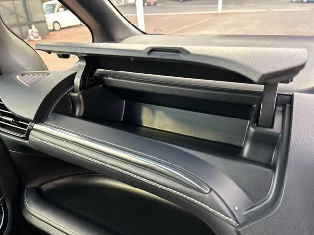 エスクァイア Ｇｉ　新品タイヤ／保証書／純正　９インチ　ＳＤナビ／トヨタセーフティセンス／両側電動スライドドア／シートヒーター／車線逸脱防止支援システム／シート　合皮／ヘッドランプ　ＬＥＤ／Ｂｌｕｅｔｏｏｔｈ接続　ＥＴＣ（36枚目）