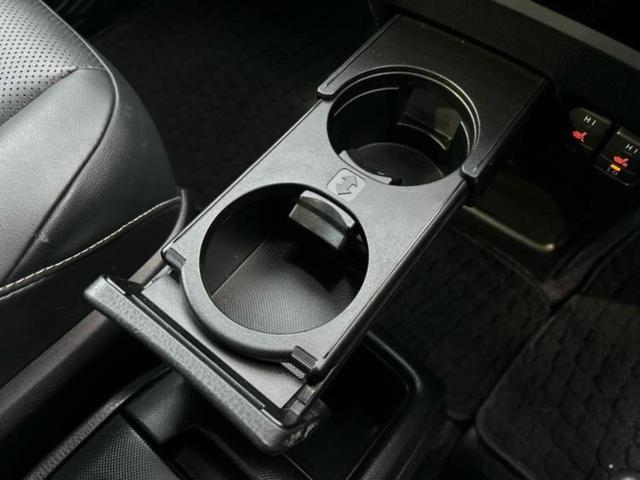 エスクァイア Ｇｉ　新品タイヤ／保証書／純正　９インチ　ＳＤナビ／トヨタセーフティセンス／両側電動スライドドア／シートヒーター／車線逸脱防止支援システム／シート　合皮／ヘッドランプ　ＬＥＤ／Ｂｌｕｅｔｏｏｔｈ接続　ＥＴＣ（38枚目）