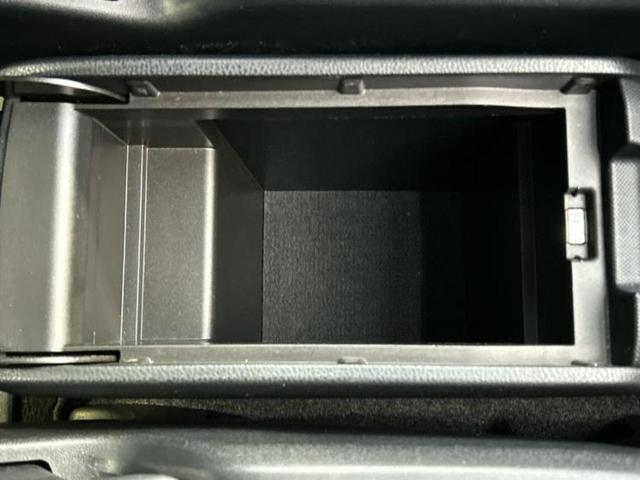 エスクァイア Ｇｉ　新品タイヤ／保証書／純正　９インチ　ＳＤナビ／トヨタセーフティセンス／両側電動スライドドア／シートヒーター／車線逸脱防止支援システム／シート　合皮／ヘッドランプ　ＬＥＤ／Ｂｌｕｅｔｏｏｔｈ接続　ＥＴＣ（44枚目）