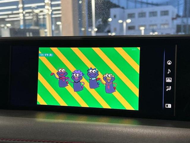 UX UX250h Fスポーツ サンルーフ/エアロ/保証書/純正 ナビ/衝突安全装置/エアーシート 前席/車線逸脱防止支援システム/シート フルレザー/電動バックドア/ヘッドランプ LED/ETC2.0/EBD付ABS 革シート(13枚目)