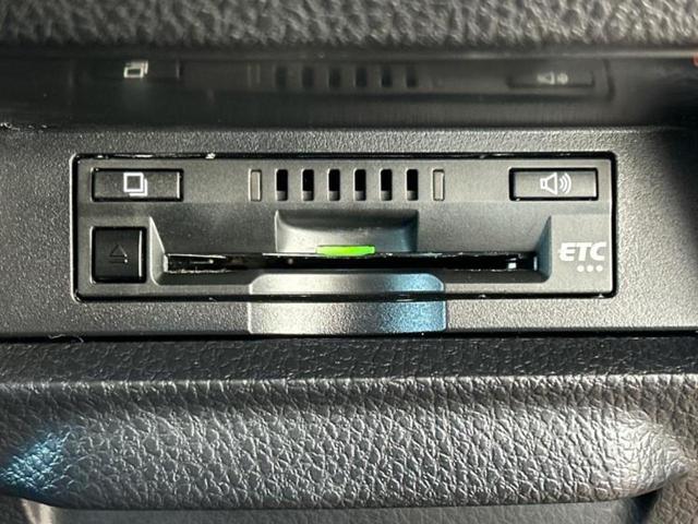 ヴォクシー ハイブリッドＺＳキラメキ　新品タイヤ／保証書／社外　１１インチ　ＳＤナビ／フリップダウンモニター　社外　１２．８インチ／衝突安全装置／両側電動スライドドア／シートヒーター／車線逸脱防止支援システム／ヘッドランプ　ＬＥＤ　ＥＴＣ（28枚目）