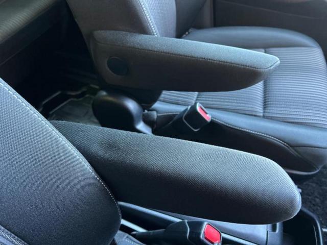 ヴォクシー ハイブリッドＺＳキラメキ　新品タイヤ／保証書／社外　１１インチ　ＳＤナビ／フリップダウンモニター　社外　１２．８インチ／衝突安全装置／両側電動スライドドア／シートヒーター／車線逸脱防止支援システム／ヘッドランプ　ＬＥＤ　ＥＴＣ（35枚目）