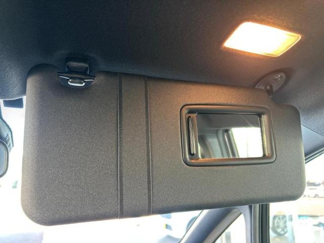 ヴォクシー ハイブリッドＺＳキラメキ　新品タイヤ／保証書／社外　１１インチ　ＳＤナビ／フリップダウンモニター　社外　１２．８インチ／衝突安全装置／両側電動スライドドア／シートヒーター／車線逸脱防止支援システム／ヘッドランプ　ＬＥＤ　ＥＴＣ（50枚目）