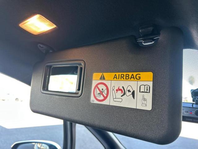 ヴォクシー ハイブリッドＺＳキラメキ　新品タイヤ／保証書／社外　１１インチ　ＳＤナビ／フリップダウンモニター　社外　１２．８インチ／衝突安全装置／両側電動スライドドア／シートヒーター／車線逸脱防止支援システム／ヘッドランプ　ＬＥＤ　ＥＴＣ（51枚目）