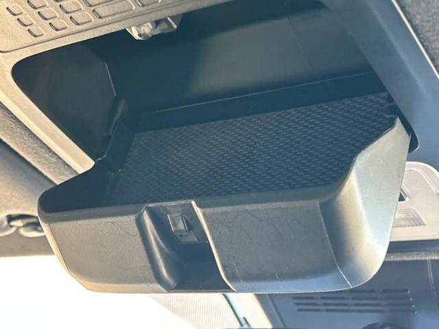 ヴォクシー ハイブリッドＺＳキラメキ　新品タイヤ／保証書／社外　１１インチ　ＳＤナビ／フリップダウンモニター　社外　１２．８インチ／衝突安全装置／両側電動スライドドア／シートヒーター／車線逸脱防止支援システム／ヘッドランプ　ＬＥＤ　ＥＴＣ（53枚目）