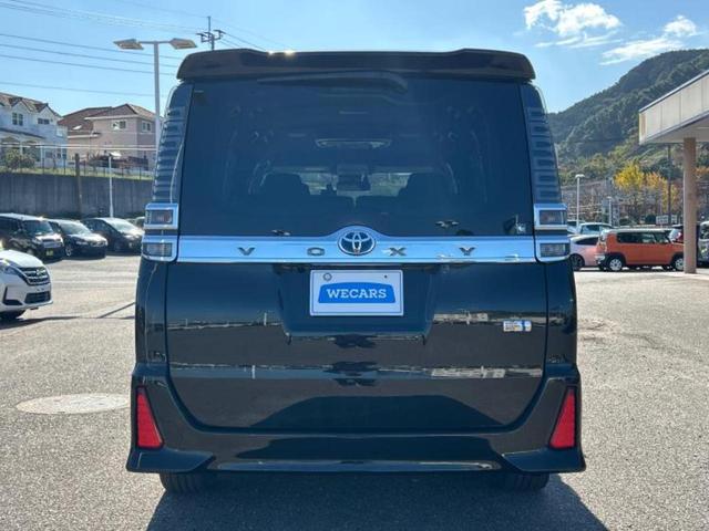 ヴォクシー ハイブリッドＺＳキラメキ　新品タイヤ／保証書／社外　１１インチ　ＳＤナビ／フリップダウンモニター　社外　１２．８インチ／衝突安全装置／両側電動スライドドア／シートヒーター／車線逸脱防止支援システム／ヘッドランプ　ＬＥＤ　ＥＴＣ（57枚目）