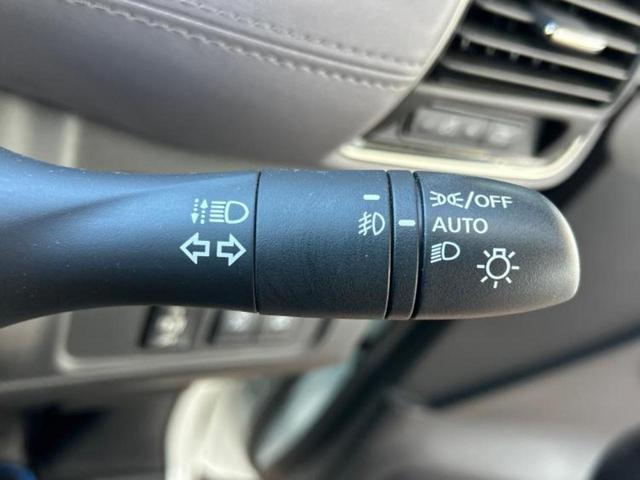 セレナ eパワーハイウェイスターV 新品タイヤ/保証書/純正 10インチ SDナビ/インテリジェントルームミラー/衝突安全装置/両側電動スライドドア/アラウンドビューモニター/車線逸脱防止支援システム/プロパイロット 全周囲カメラ(15枚目)