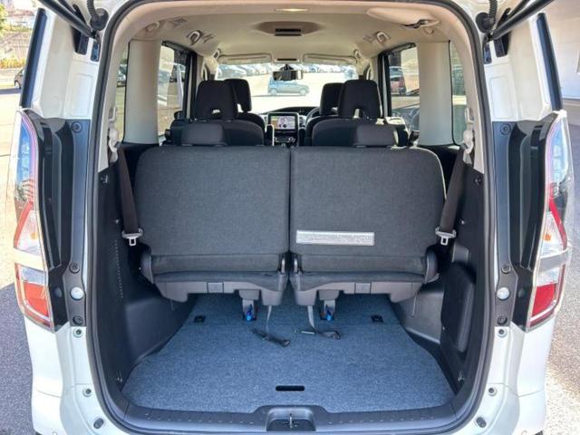 セレナ eパワーハイウェイスターV 新品タイヤ/保証書/純正 10インチ SDナビ/インテリジェントルームミラー/衝突安全装置/両側電動スライドドア/アラウンドビューモニター/車線逸脱防止支援システム/プロパイロット 全周囲カメラ(20枚目)