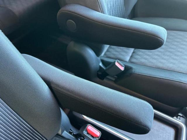 セレナ eパワーハイウェイスターV 新品タイヤ/保証書/純正 10インチ SDナビ/インテリジェントルームミラー/衝突安全装置/両側電動スライドドア/アラウンドビューモニター/車線逸脱防止支援システム/プロパイロット 全周囲カメラ(33枚目)