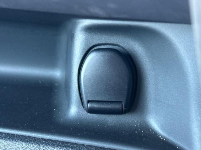 セレナ eパワーハイウェイスターV 新品タイヤ/保証書/純正 10インチ SDナビ/インテリジェントルームミラー/衝突安全装置/両側電動スライドドア/アラウンドビューモニター/車線逸脱防止支援システム/プロパイロット 全周囲カメラ(38枚目)