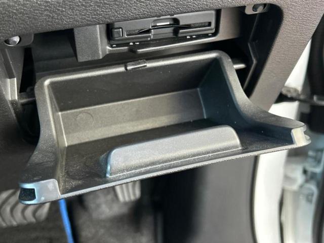 セレナ eパワーハイウェイスターV 新品タイヤ/保証書/純正 10インチ SDナビ/インテリジェントルームミラー/衝突安全装置/両側電動スライドドア/アラウンドビューモニター/車線逸脱防止支援システム/プロパイロット 全周囲カメラ(46枚目)