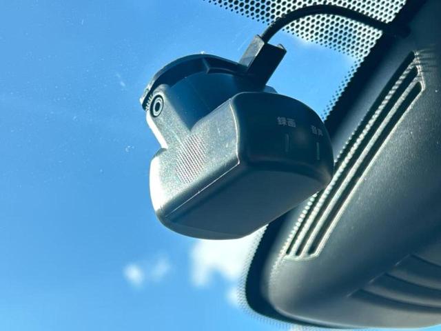 セレナ eパワーハイウェイスターV 新品タイヤ/保証書/純正 10インチ SDナビ/インテリジェントルームミラー/衝突安全装置/両側電動スライドドア/アラウンドビューモニター/車線逸脱防止支援システム/プロパイロット 全周囲カメラ(51枚目)