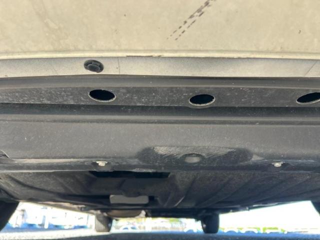 セレナ eパワーハイウェイスターV 新品タイヤ/保証書/純正 10インチ SDナビ/インテリジェントルームミラー/衝突安全装置/両側電動スライドドア/アラウンドビューモニター/車線逸脱防止支援システム/プロパイロット 全周囲カメラ(57枚目)