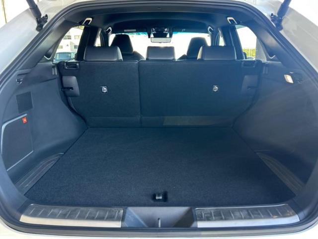 ハリアー Ｚレザーパッケージ　純正エアロ／ＪＢＬ／保証書／純正　１０インチ　ＳＤナビ／デジタルインナーミラー／衝突安全装置／シートヒーター／車線逸脱防止支援システム／シート　フルレザー／電動バックドア／ヘッドランプ　ＬＥＤ（8枚目）