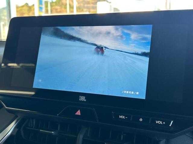 ハリアー Ｚレザーパッケージ　純正エアロ／ＪＢＬ／保証書／純正　１０インチ　ＳＤナビ／デジタルインナーミラー／衝突安全装置／シートヒーター／車線逸脱防止支援システム／シート　フルレザー／電動バックドア／ヘッドランプ　ＬＥＤ（11枚目）