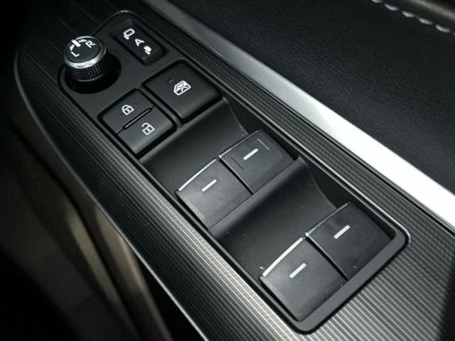 ハリアー Ｚレザーパッケージ　純正エアロ／ＪＢＬ／保証書／純正　１０インチ　ＳＤナビ／デジタルインナーミラー／衝突安全装置／シートヒーター／車線逸脱防止支援システム／シート　フルレザー／電動バックドア／ヘッドランプ　ＬＥＤ（30枚目）