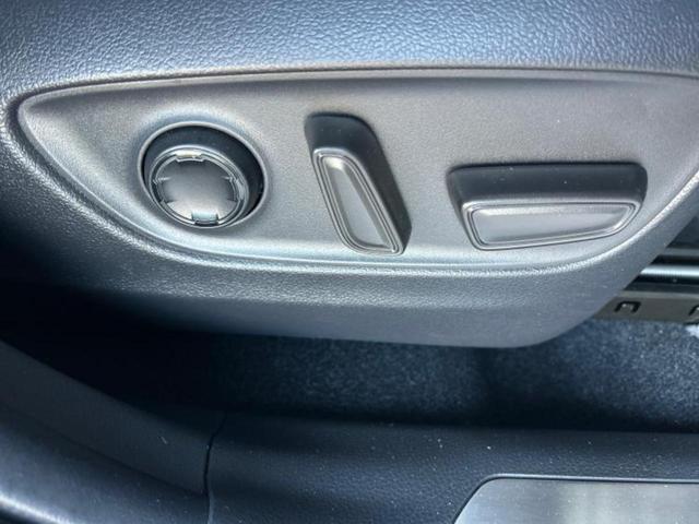 ハリアー Ｚレザーパッケージ　純正エアロ／ＪＢＬ／保証書／純正　１０インチ　ＳＤナビ／デジタルインナーミラー／衝突安全装置／シートヒーター／車線逸脱防止支援システム／シート　フルレザー／電動バックドア／ヘッドランプ　ＬＥＤ（46枚目）