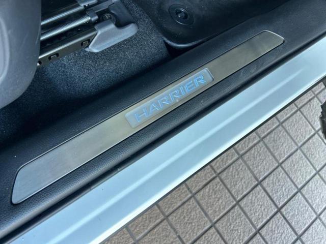 ハリアー Ｚレザーパッケージ　純正エアロ／ＪＢＬ／保証書／純正　１０インチ　ＳＤナビ／デジタルインナーミラー／衝突安全装置／シートヒーター／車線逸脱防止支援システム／シート　フルレザー／電動バックドア／ヘッドランプ　ＬＥＤ（47枚目）