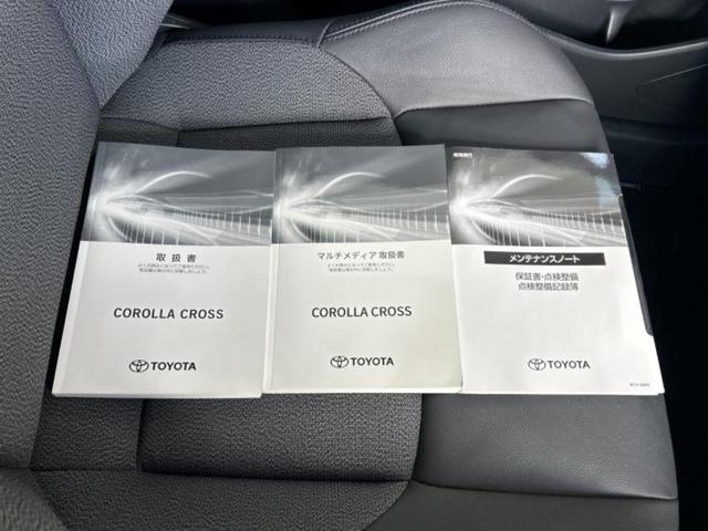 カローラクロス ハイブリッドＺ　サンルーフ／純正エアロ／保証書／ディスプレイオーディオ＋ナビ１０インチ／シートヒーター／車線逸脱防止支援システム／シート　ハーフレザー／電動バックドア／ヘッドランプ　ＬＥＤ　フルエアロ　バックカメラ（34枚目）