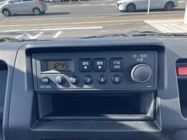 アクティトラック ４ＷＤ　ＳＤＸ　新品タイヤ／エアバッグ　運転席／パワーステアリング／マニュアルエアコン／ヘッドライトレベライザー／ラジオ　４ＷＤ（10枚目）