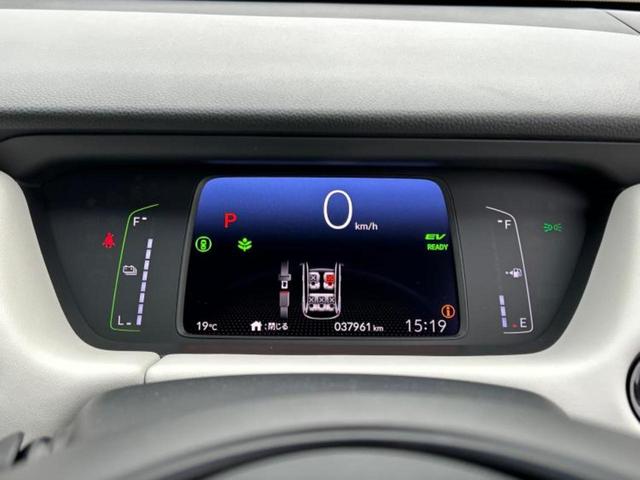 フィット ｅＨＥＶホーム　新品タイヤ／保証書／ディスプレイオーディオ＋ナビ９インチ／ホンダセンシング／車線逸脱防止支援システム／シート　ハーフレザー／パーキングアシスト　バックガイド／ドライブレコーダー　前後　バックカメラ（13枚目）