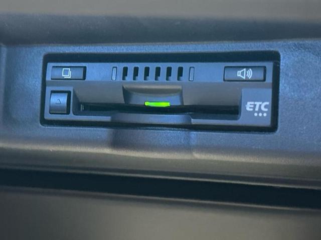 ハリアー プレミアム 純正 9インチ SDナビ/衝突安全装置/車線逸脱防止支援システム/シート ハーフレザー/電動バックドア/ヘッドランプ LED/Bluetooth接続/ETC/EBD付ABS/横滑り防止装置 電動シート(18枚目)