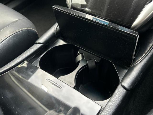 ハリアー プレミアム 純正 9インチ SDナビ/衝突安全装置/車線逸脱防止支援システム/シート ハーフレザー/電動バックドア/ヘッドランプ LED/Bluetooth接続/ETC/EBD付ABS/横滑り防止装置 電動シート(34枚目)