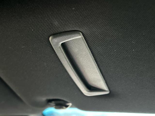 ハリアー プレミアム 純正 9インチ SDナビ/衝突安全装置/車線逸脱防止支援システム/シート ハーフレザー/電動バックドア/ヘッドランプ LED/Bluetooth接続/ETC/EBD付ABS/横滑り防止装置 電動シート(40枚目)