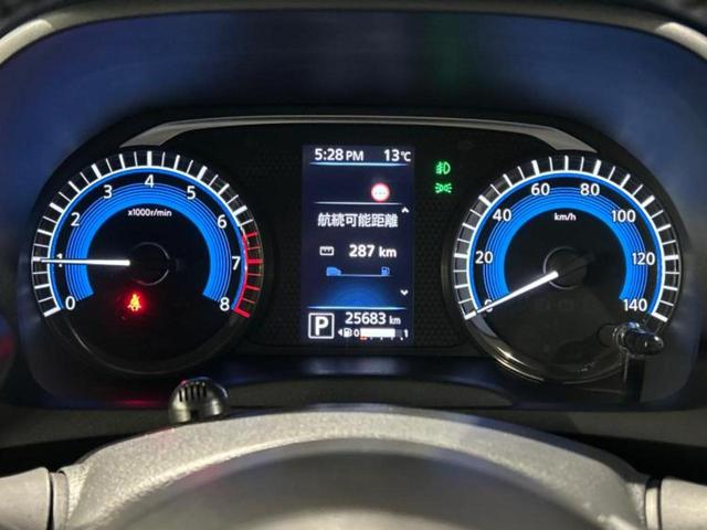 デイズ ハイウェイスターＸ　新品タイヤ／保証書／純正　９インチ　ナビ／エマージェンシーブレーキ／アラウンドビューモニター／車線逸脱防止支援システム／ドライブレコーダー　純正／ヘッドランプ　ＬＥＤ／ＵＳＢジャック　全周囲カメラ（11枚目）