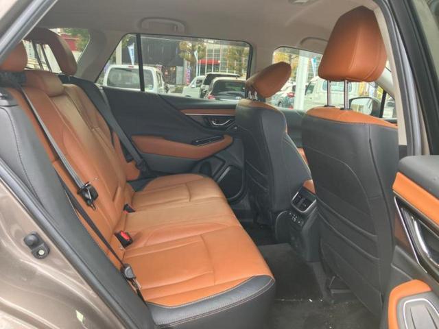 レガシィアウトバック ４ＷＤリミテッドＥＸ　保証書／純正　メモリーナビ／衝突安全装置／シートヒーター／車線逸脱防止支援システム／シート　合皮／電動バックドア／ヘッドランプ　ＬＥＤ／ＵＳＢジャック／Ｂｌｕｅｔｏｏｔｈ接続／ＥＴＣ　バックカメラ（6枚目）