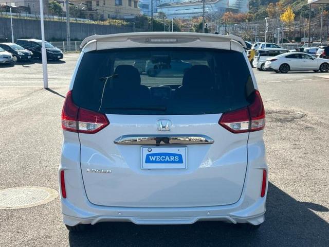 フリード Ｇブラックスタイル　新品タイヤ／純正エアロ／保証書／純正　８インチ　ＳＤナビ／衝突安全装置／両側電動スライドドア／シートヒーター／車線逸脱防止支援システム／ヘッドランプ　ＬＥＤ／Ｂｌｕｅｔｏｏｔｈ接続／ＥＴＣ　フルエアロ（55枚目）