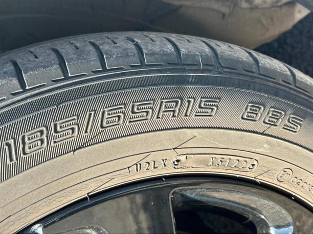 フリード Ｇブラックスタイル　新品タイヤ／純正エアロ／保証書／純正　８インチ　ＳＤナビ／衝突安全装置／両側電動スライドドア／シートヒーター／車線逸脱防止支援システム／ヘッドランプ　ＬＥＤ／Ｂｌｕｅｔｏｏｔｈ接続／ＥＴＣ　フルエアロ（61枚目）