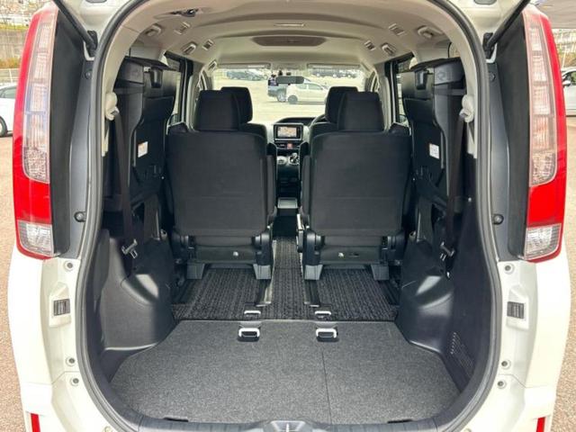 ノア ハイブリッドＸ　新品タイヤ／純正　ＳＤナビ／両側電動スライドドア／ヘッドランプ　ＬＥＤ／Ｂｌｕｅｔｏｏｔｈ接続／ＥＴＣ／ＥＢＤ付ＡＢＳ／横滑り防止装置／アイドリングストップ／バックモニター／フルセグＴＶ／ＤＶＤ（21枚目）