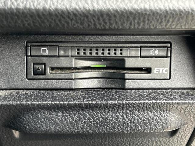 ノア ハイブリッドＸ　新品タイヤ／純正　ＳＤナビ／両側電動スライドドア／ヘッドランプ　ＬＥＤ／Ｂｌｕｅｔｏｏｔｈ接続／ＥＴＣ／ＥＢＤ付ＡＢＳ／横滑り防止装置／アイドリングストップ／バックモニター／フルセグＴＶ／ＤＶＤ（28枚目）