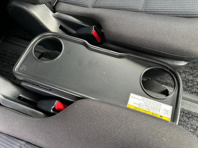 ノア ハイブリッドＸ　新品タイヤ／純正　ＳＤナビ／両側電動スライドドア／ヘッドランプ　ＬＥＤ／Ｂｌｕｅｔｏｏｔｈ接続／ＥＴＣ／ＥＢＤ付ＡＢＳ／横滑り防止装置／アイドリングストップ／バックモニター／フルセグＴＶ／ＤＶＤ（53枚目）