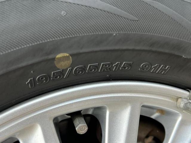 ノア ハイブリッドＸ　新品タイヤ／純正　ＳＤナビ／両側電動スライドドア／ヘッドランプ　ＬＥＤ／Ｂｌｕｅｔｏｏｔｈ接続／ＥＴＣ／ＥＢＤ付ＡＢＳ／横滑り防止装置／アイドリングストップ／バックモニター／フルセグＴＶ／ＤＶＤ（62枚目）