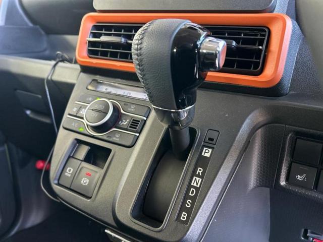 タント ファンクロスターボ　新品タイヤ／社外　ナビ／スマートアシスト（トヨタ・ダイハツ）／両側電動スライドドア／シートヒーター　前席／車線逸脱防止支援システム／ドライブレコーダー　社外／ヘッドランプ　ＬＥＤ／ＵＳＢジャック（17枚目）