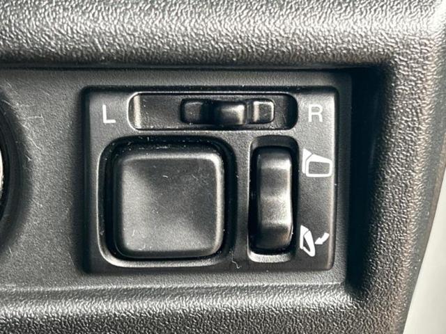 ジムニー ４ＷＤ　ＸＣ　保証書／シートヒーター　前席／車線逸脱防止支援システム／ヘッドランプ　ＬＥＤ／ＡＢＳ／横滑り防止装置／セーフティサポート（スズキ）／アルミホイール　純正　１６インチ／パワーウインドウ　ワンオーナー（15枚目）