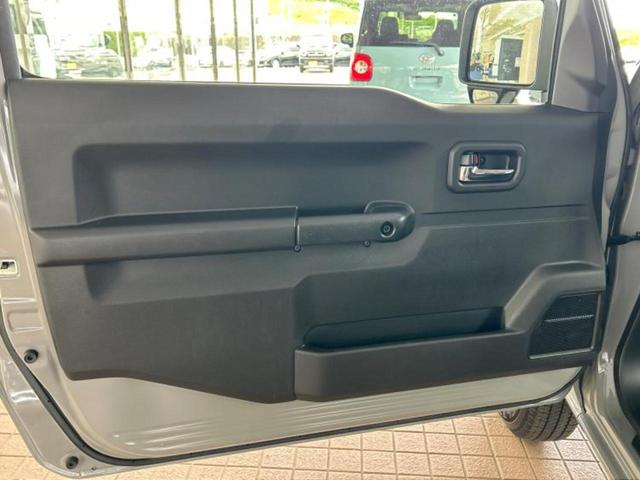 ジムニー ４ＷＤ　ＸＣ　保証書／シートヒーター　前席／車線逸脱防止支援システム／ヘッドランプ　ＬＥＤ／ＡＢＳ／横滑り防止装置／セーフティサポート（スズキ）／アルミホイール　純正　１６インチ／パワーウインドウ　ワンオーナー（21枚目）