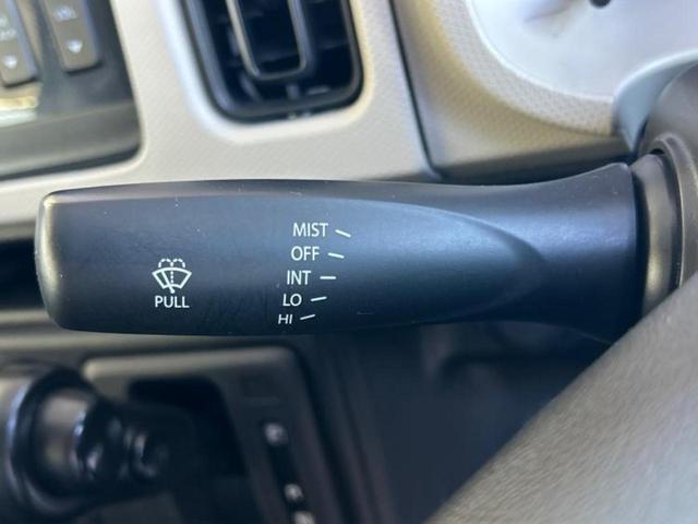 アルト Ｌ　ＥＢＤ付ＡＢＳ／横滑り防止装置／アイドリングストップ／エアバッグ　運転席／エアバッグ　助手席／衝突安全ボディ／パワーウインドウ／キーレスエントリー／パワーステアリング／マニュアルエアコン／ＣＤ／ラジオ（13枚目）