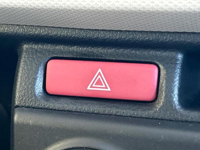 アルト Ｌ　ＥＢＤ付ＡＢＳ／横滑り防止装置／アイドリングストップ／エアバッグ　運転席／エアバッグ　助手席／衝突安全ボディ／パワーウインドウ／キーレスエントリー／パワーステアリング／マニュアルエアコン／ＣＤ／ラジオ（17枚目）