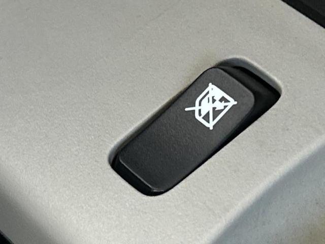 アルト Ｌ　ＥＢＤ付ＡＢＳ／横滑り防止装置／アイドリングストップ／エアバッグ　運転席／エアバッグ　助手席／衝突安全ボディ／パワーウインドウ／キーレスエントリー／パワーステアリング／マニュアルエアコン／ＣＤ／ラジオ（18枚目）