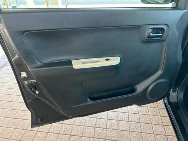 アルト Ｌ　ＥＢＤ付ＡＢＳ／横滑り防止装置／アイドリングストップ／エアバッグ　運転席／エアバッグ　助手席／衝突安全ボディ／パワーウインドウ／キーレスエントリー／パワーステアリング／マニュアルエアコン／ＣＤ／ラジオ（22枚目）