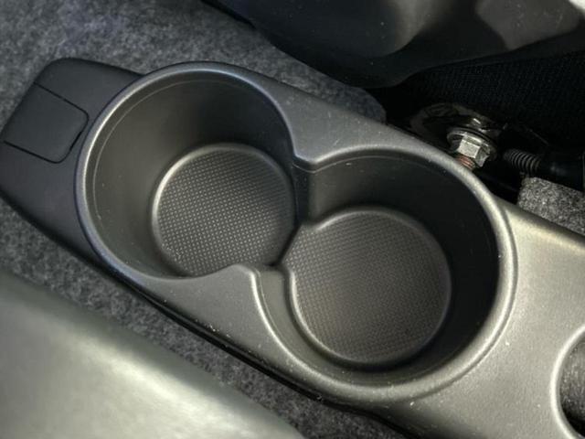 アルト Ｌ　ＥＢＤ付ＡＢＳ／横滑り防止装置／アイドリングストップ／エアバッグ　運転席／エアバッグ　助手席／衝突安全ボディ／パワーウインドウ／キーレスエントリー／パワーステアリング／マニュアルエアコン／ＣＤ／ラジオ（33枚目）