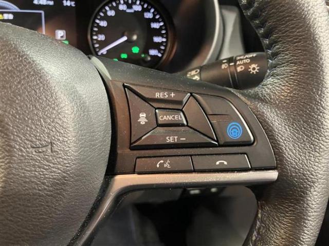 キックス オーテック 保証書/純正 9インチ SDナビ/インテリジェントルームミラー/エマージェンシーブレーキ/シートヒーター/アラウンドビューモニター/車線逸脱防止支援システム/シート 合皮/プロパイロット 全周囲カメラ(14枚目)