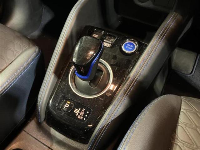 キックス オーテック 保証書/純正 9インチ SDナビ/インテリジェントルームミラー/エマージェンシーブレーキ/シートヒーター/アラウンドビューモニター/車線逸脱防止支援システム/シート 合皮/プロパイロット 全周囲カメラ(15枚目)