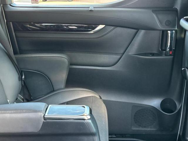 アルファード S Cパッケージ 新品タイヤ/モデリスタエアロ/保証書/ディスプレイオーディオ9インチ/デジタルインナーミラー/トヨタセーフティセンス/両側電動スライドドア/シートエアコン/シート 合皮/電動バックドア フルエアロ(25枚目)