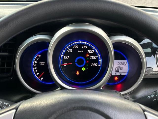 Ｎ－ＢＯＸカスタム ＳＳパッケージ　新品タイヤ／純正　メモリーナビ／両側電動スライドドア／ヘッドランプ　ＨＩＤ／ＥＴＣ／ＥＢＤ付ＡＢＳ／横滑り防止装置／アイドリングストップ／バックモニター／ワンセグＴＶ／エアバッグ　運転席　バックカメラ（13枚目）