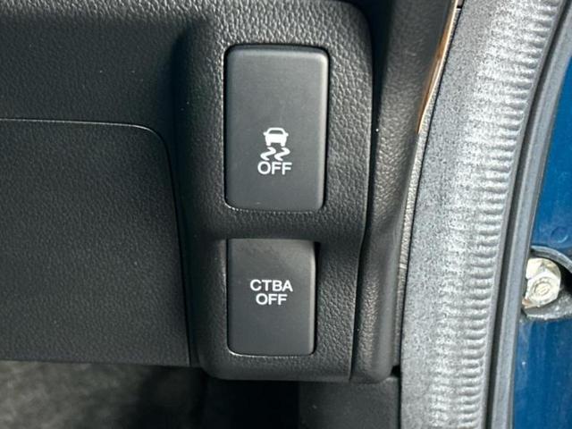 Ｎ－ＢＯＸカスタム ＳＳパッケージ　新品タイヤ／純正　メモリーナビ／両側電動スライドドア／ヘッドランプ　ＨＩＤ／ＥＴＣ／ＥＢＤ付ＡＢＳ／横滑り防止装置／アイドリングストップ／バックモニター／ワンセグＴＶ／エアバッグ　運転席　バックカメラ（28枚目）